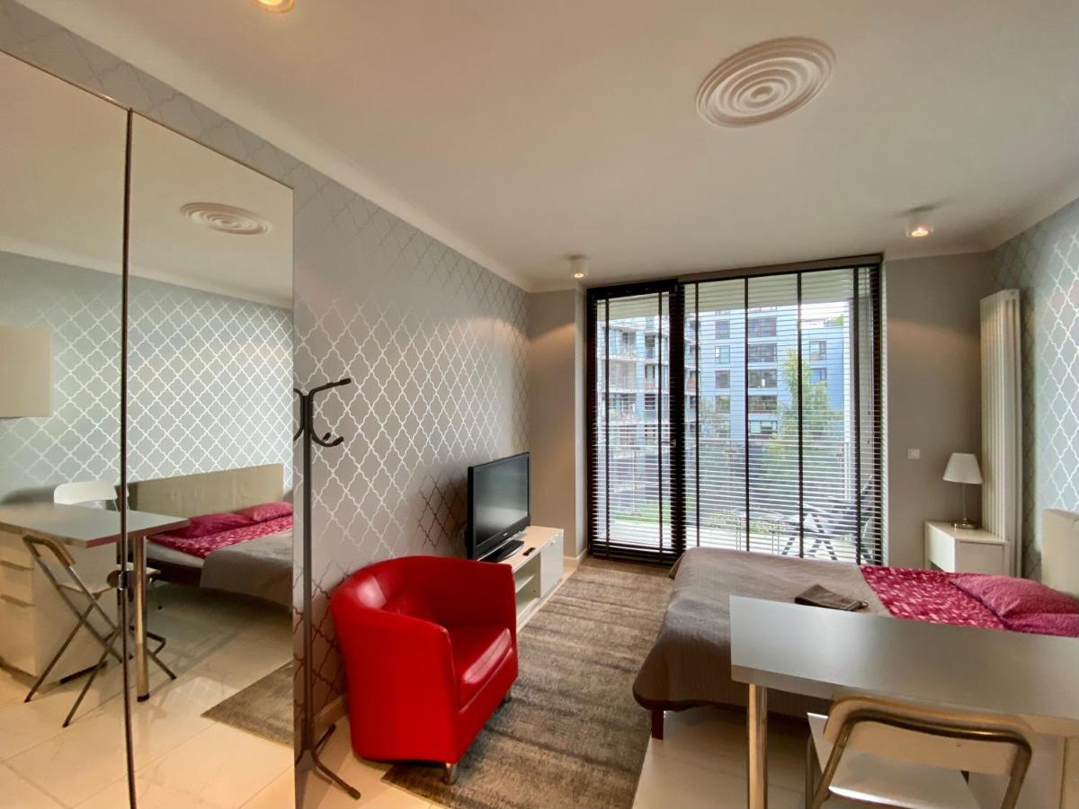 Studio Flat Triton Park Варшава Екстериор снимка